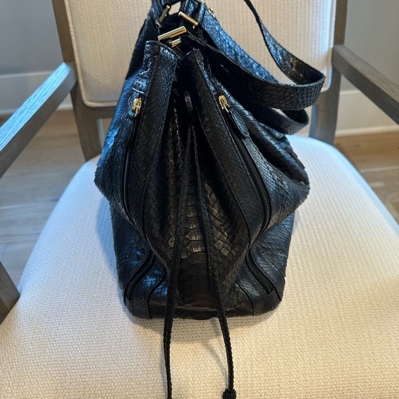 Eileen Kramer Genuine Python Black Shoulder Bag Hobo Purse With Gold Hardware - Picture 4 of 12